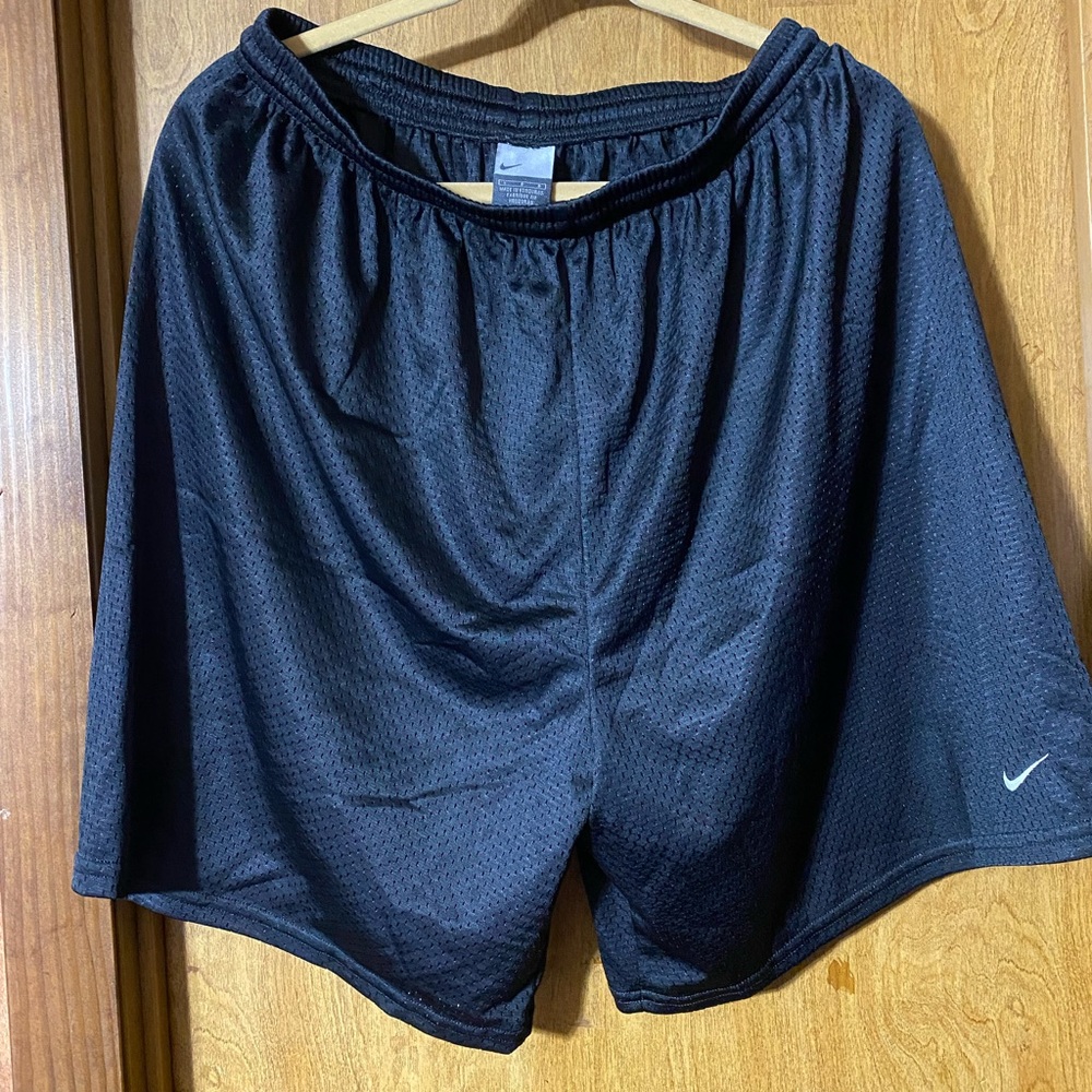 Nike Men's Black Mesh Athletic Shorts